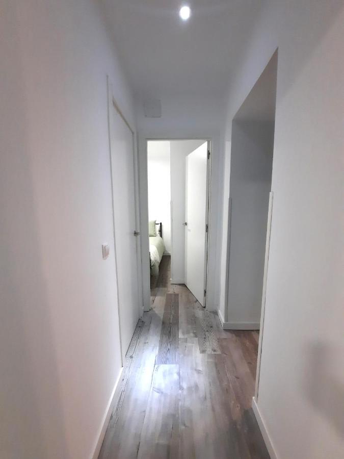 Aeropuerto - Ifema - Wanda - Plenilunio Apartament Madrid